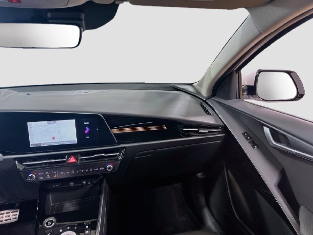 Certified 2023 Kia Niro Wave FWD image 25