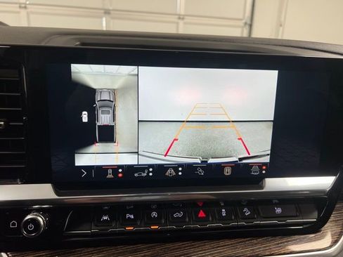 Used 2025 GMC Sierra 1500 Elevation w/ Elevation Premium Package AWD/4WD image 32