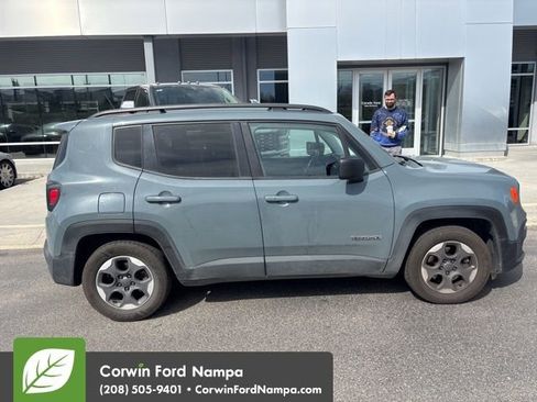 Used 2017 Jeep Renegade Sport w/ Power & Air Group image 4