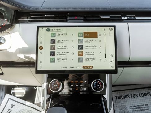 Used 2023 Land Rover Range Rover SE AWD/4WD image 19