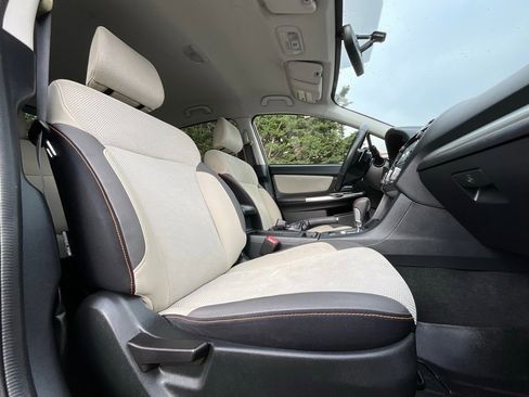 Used 2017 Subaru Crosstrek 2.0i Premium w/ Popular Package #2 image 12