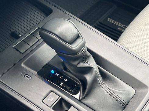 New 2026 Toyota Corolla Cross L image 18