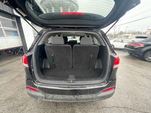 Used 2016 Kia Sorento LX image 18