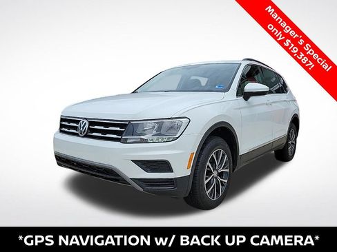Used 2020 Volkswagen Tiguan SE w/ Panoramic Sunroof Package AWD/4WD image 1