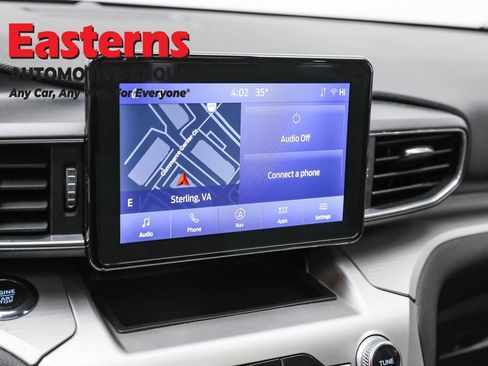 Used 2022 Ford Explorer XLT w/ Equipment Group 202A image 19