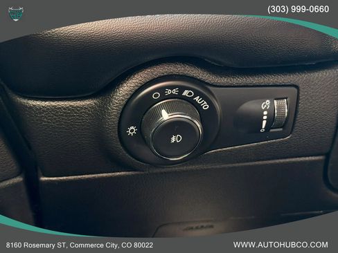 Used 2023 Dodge Durango SRT AWD/4WD image 34