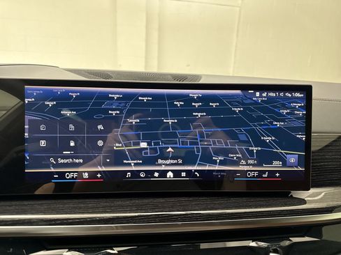 New 2027 BMW X6 xDrive40i image 19