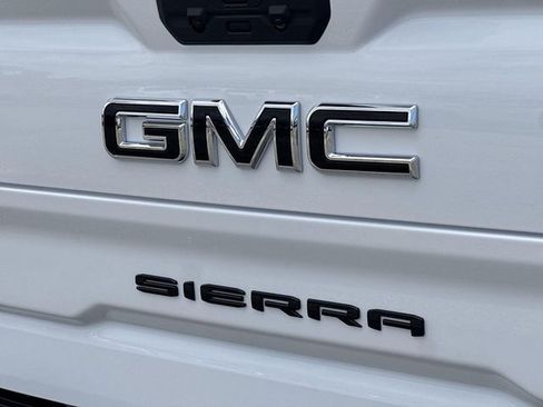 New 2026 GMC Sierra 1500 Elevation w/ LPO, Elevation Black Package RWD image 28