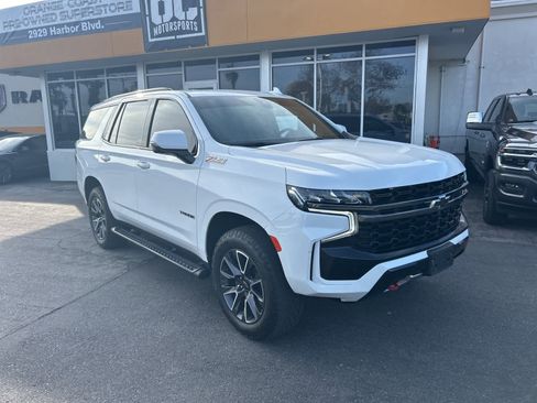 Used 2022 Chevrolet Tahoe Z71 w/ Luxury Package image 11