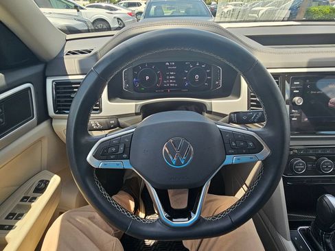 Used 2023 Volkswagen Atlas SE FWD image 20