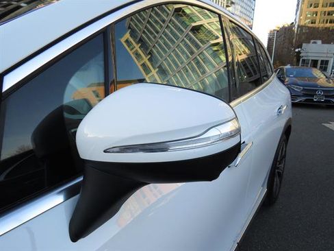 Used 2023 Mercedes-Benz EQE 350+ 4MATIC SUV image 26