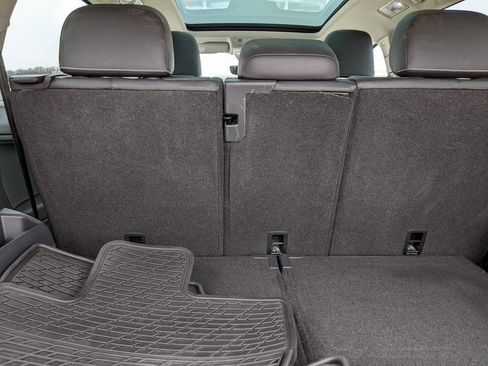 Certified 2021 Volkswagen Tiguan SE image 27