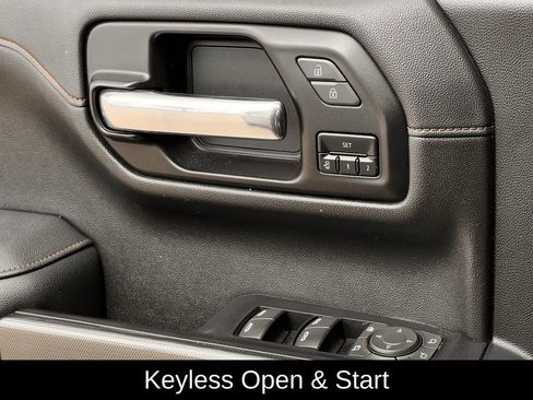 Used 2022 GMC Sierra 1500 AT4 w/ AT4 Premium Package image 27