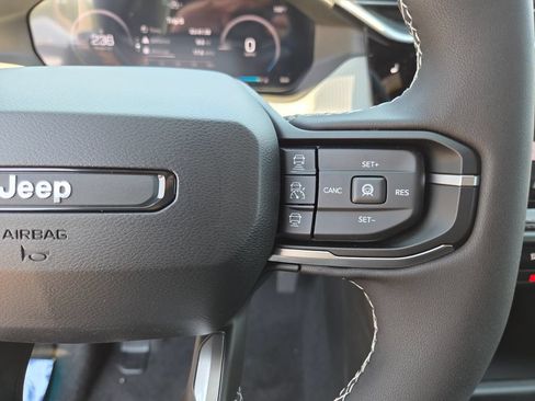New 2026 Jeep Cherokee Limited AWD/4WD image 19