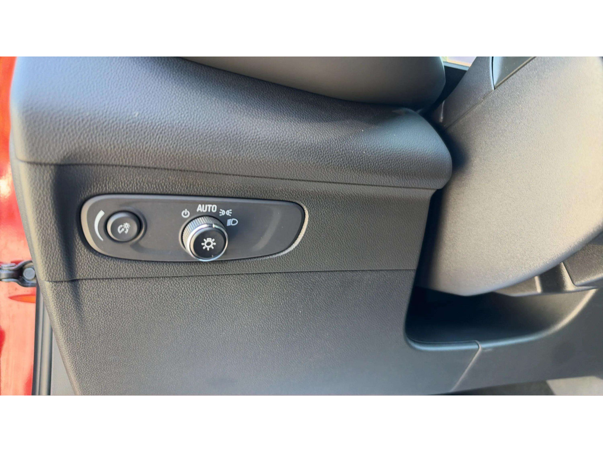 Used 2023 Buick Envision Preferred AWD/4WD image 19
