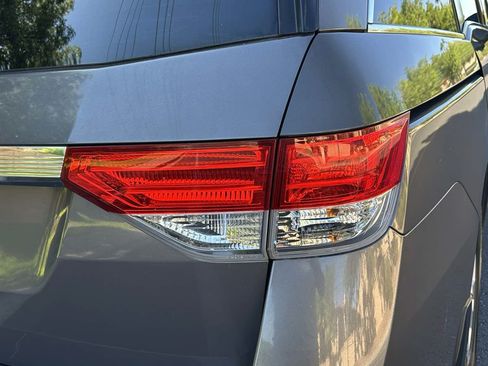 Used 2016 Honda Odyssey EX-L image 56