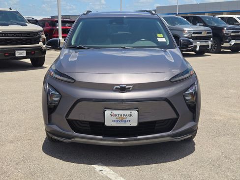 Used 2022 Chevrolet Bolt EUV Premier FWD image 8