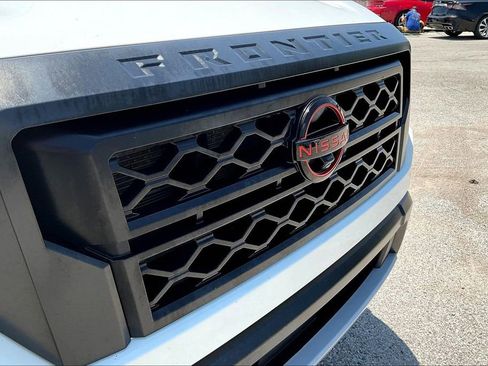 Used 2023 Nissan Frontier Pro-X w/ Pro-X Premium Package RWD image 30