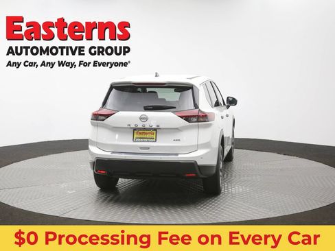 Used 2024 Nissan Rogue S AWD/4WD image 39
