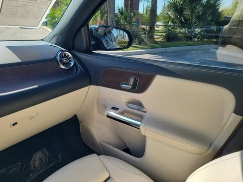 Used 2021 Mercedes-Benz GLA 250 image 15