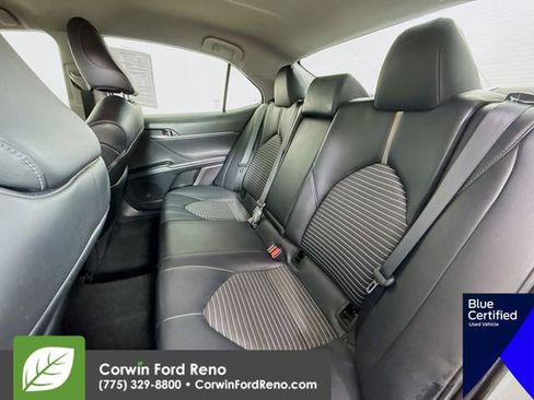 Used 2020 Toyota Camry SE image 25