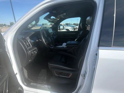 Used 2025 RAM 1500 Limited AWD/4WD image 12