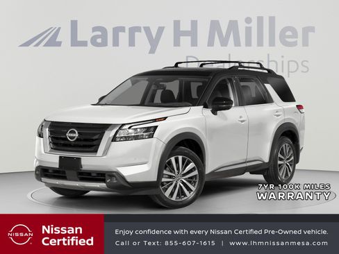 Certified 2024 Nissan Pathfinder Platinum w/ Black Appearance Package AWD/4WD image 1