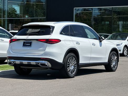 Certified 2025 Mercedes-Benz GLC 300 image 3