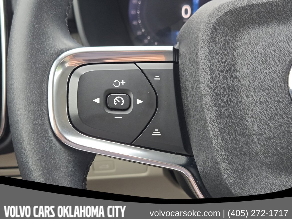 Certified 2023 Volvo XC40 B5 Plus w/ Protection Package Premier AWD/4WD image 29