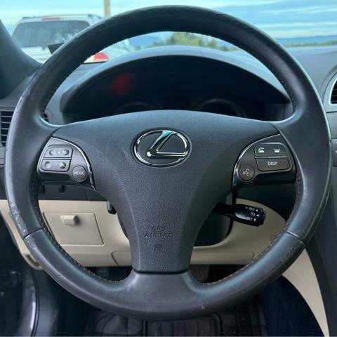 Used 2010 Lexus ES 350 w/ Preferred Accessory Package FWD image 11