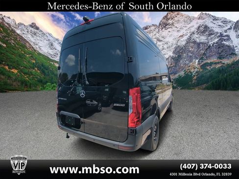 Used 2024 Mercedes-Benz Sprinter 2500 image 15