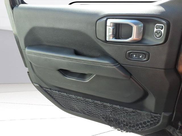 Used 2021 Jeep Wrangler Unlimited Sahara w/ Dual Top Group AWD/4WD image 16