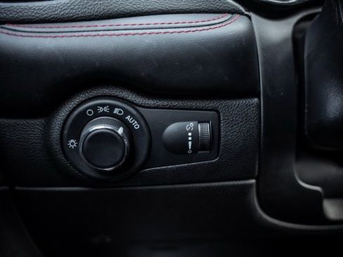 Used 2024 Dodge Durango GT image 18