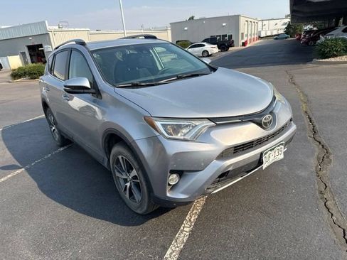 Used 2018 Toyota RAV4 XLE w/ Plus Extra Value Package AWD/4WD image 3