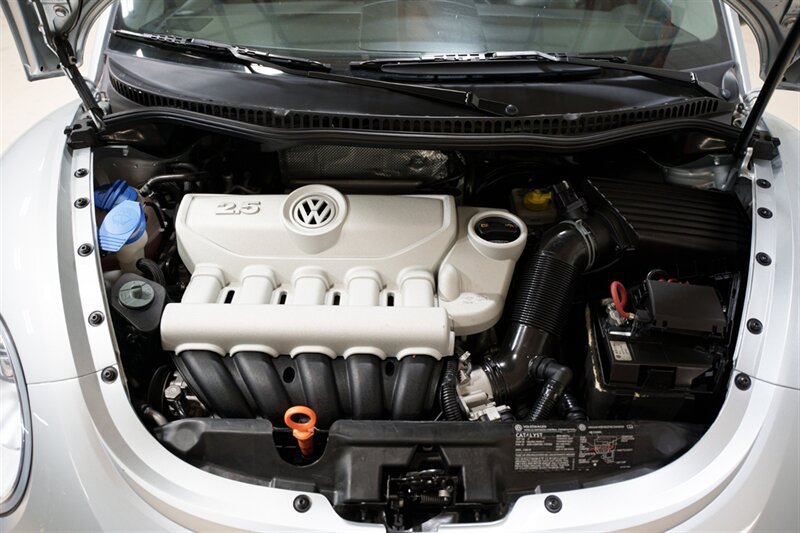 Used 2007 Volkswagen Beetle Convertible FWD image 24