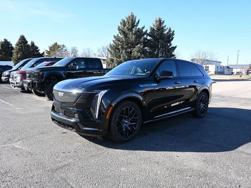 Used 2025 Cadillac Escalade IQ Sport 2 image 11