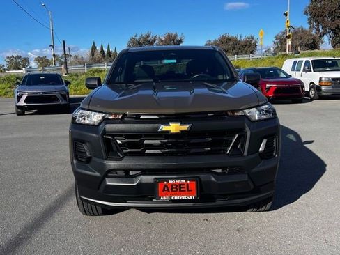Certified 2024 Chevrolet Colorado W/T image 15