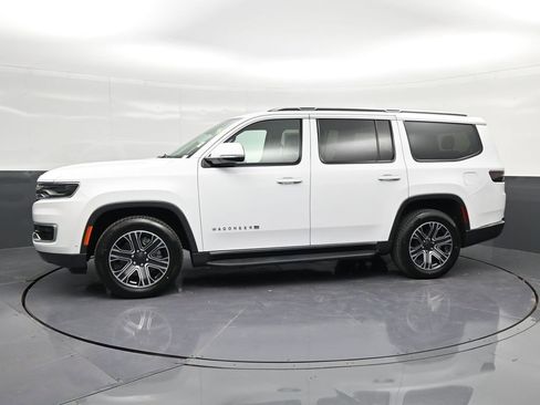 Used 2022 Jeep Wagoneer Series III image 7