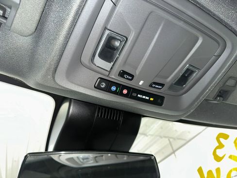 Certified 2023 GMC Sierra 1500 Elevation image 17