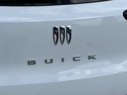Used 2024 Buick Encore GX Sport Touring FWD image 38