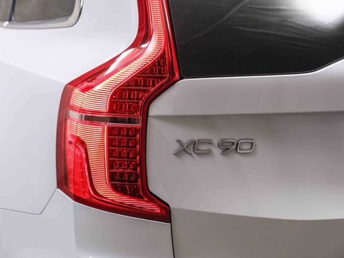 Used 2021 Volvo XC90 T6 Inscription w/ Advanced Package image 6