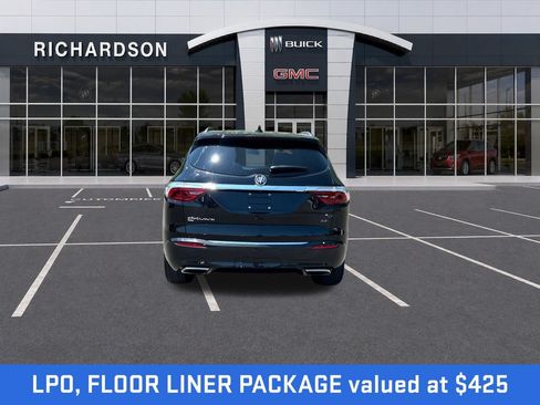 Used 2023 Buick Enclave Essence w/ Sport Touring Edition AWD/4WD image 4