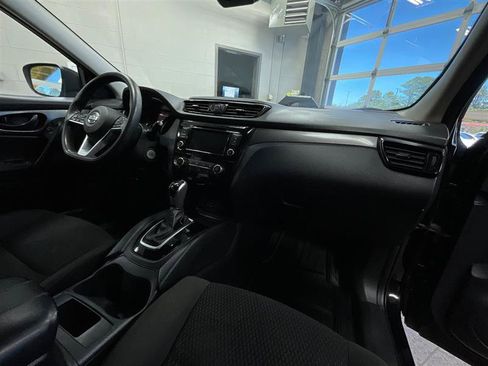 Used 2021 Nissan Rogue Sport S FWD image 29