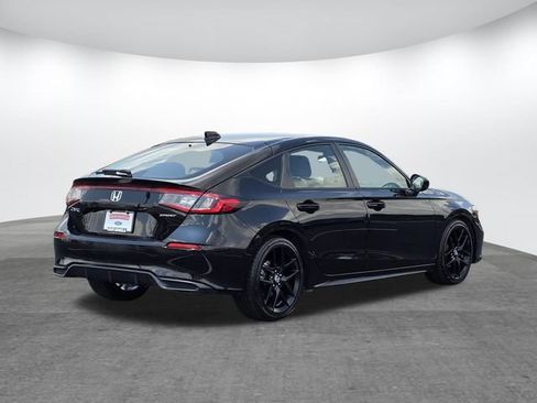 Used 2025 Honda Civic Sport image 4