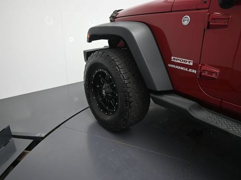 Used 2013 Jeep Wrangler Sport AWD/4WD image 10