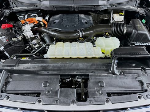 Used 2022 Ford F150 Lariat w/ Equipment Group 502A High image 30