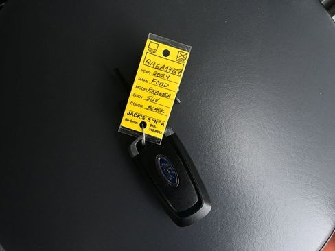 Used 2024 Ford Explorer XLT w/ Equipment Group 202A image 22