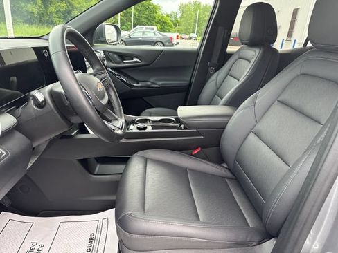 Used 2026 Chevrolet Equinox LT w/ Convenience Package II AWD/4WD image 11