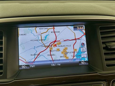 Used 2015 Nissan Pathfinder Platinum image 15