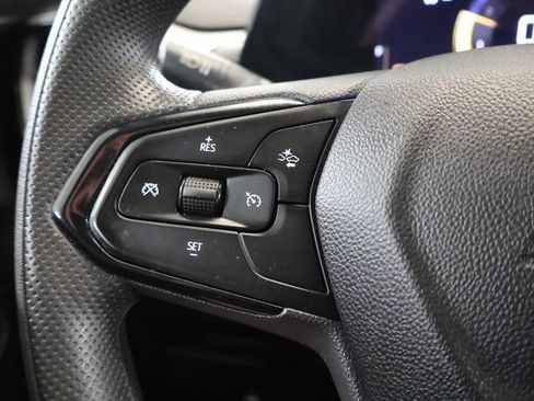 Used 2025 Chevrolet TrailBlazer LT AWD/4WD image 17